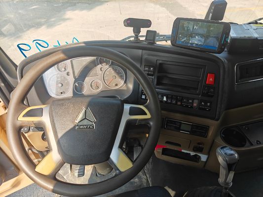 Tweesitige gele tweedehands Howo dumptruck geproduceerd in 2019